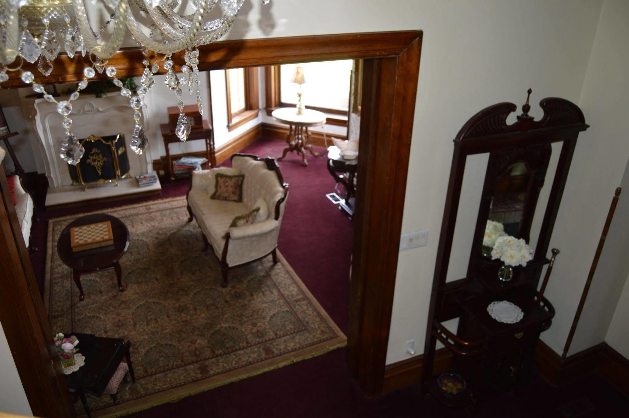 Hines Mansion Bed & Breakfast Provo Bagian luar foto