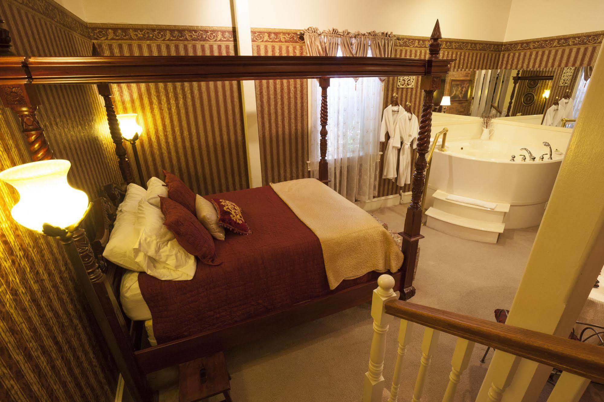 Hines Mansion Bed & Breakfast Provo Bagian luar foto