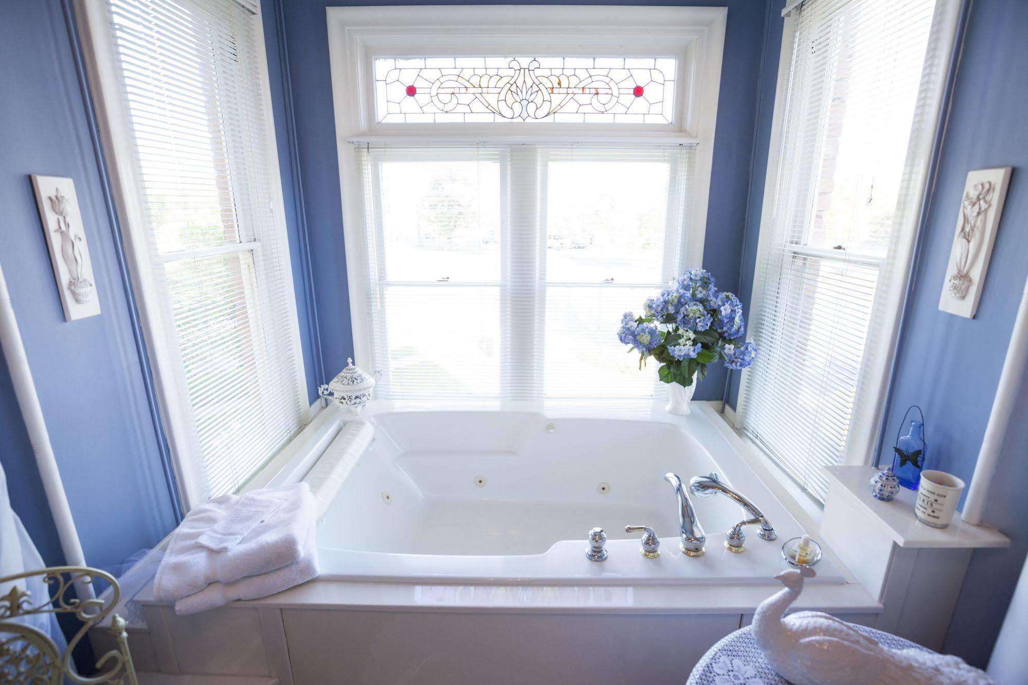 Hines Mansion Bed & Breakfast Provo Bagian luar foto