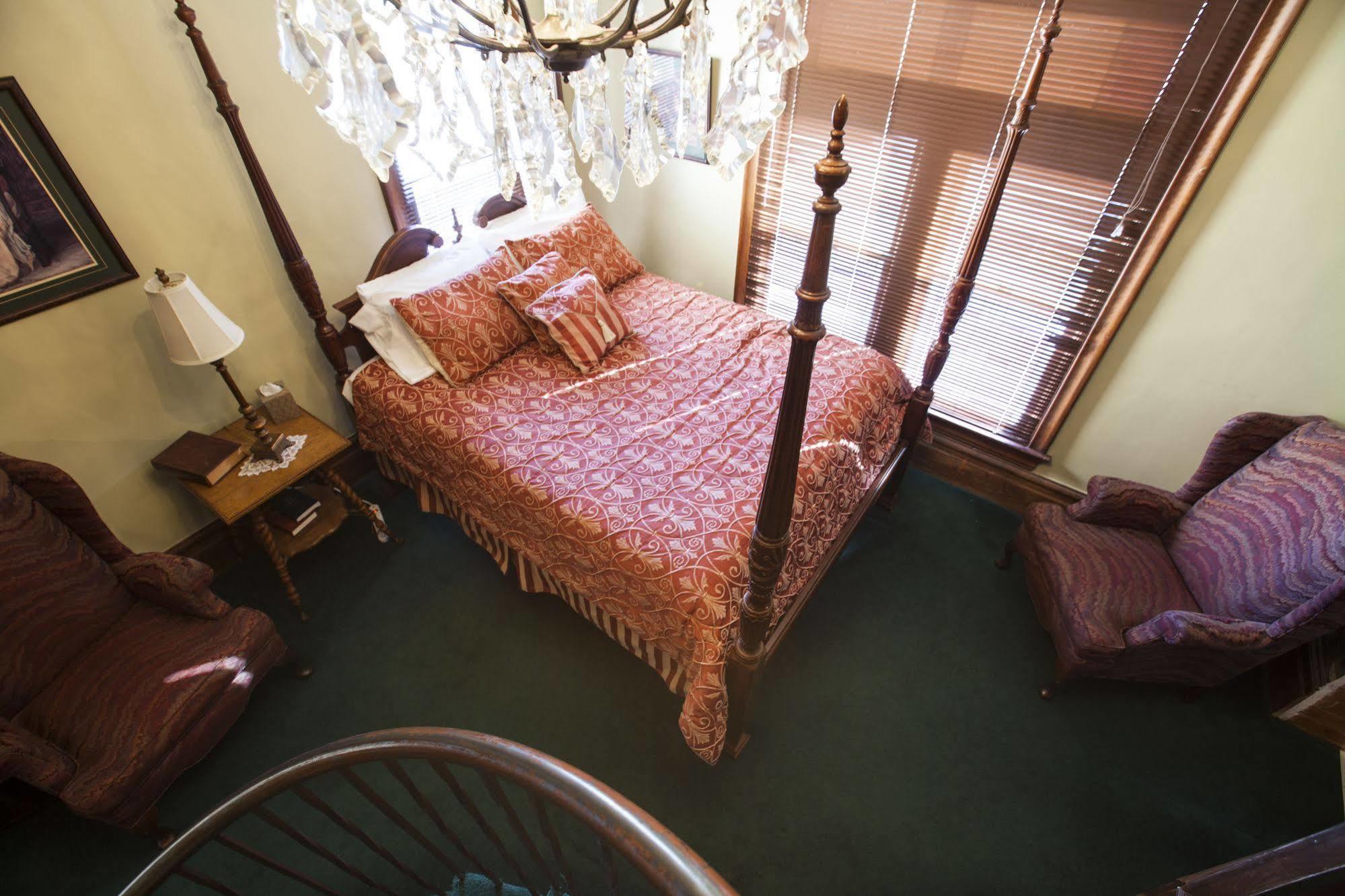 Hines Mansion Bed & Breakfast Provo Bagian luar foto